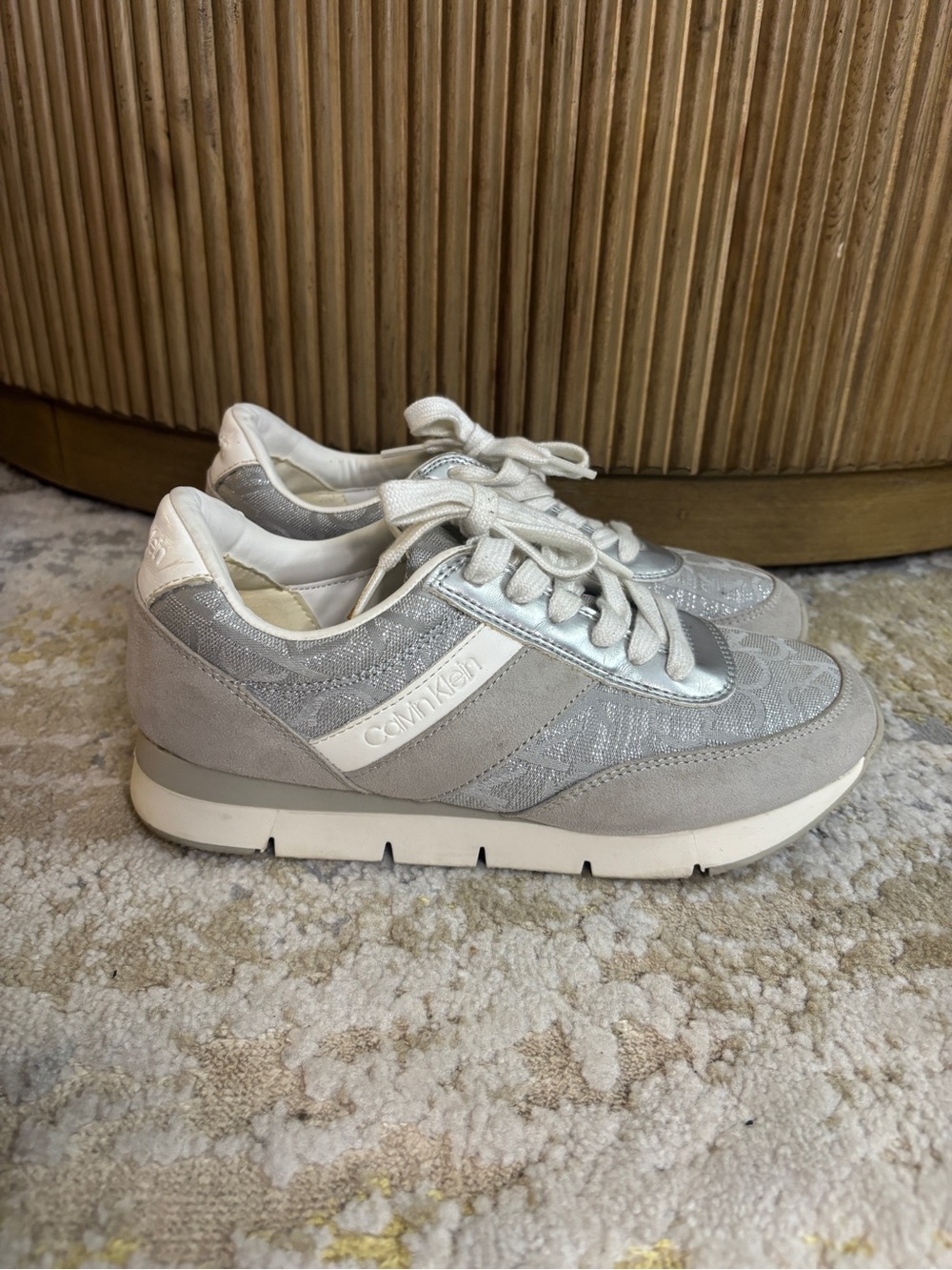 Calvin Klein Jeans Tea Monogram Sneakers Silver Gray Suede Joggers Women 8